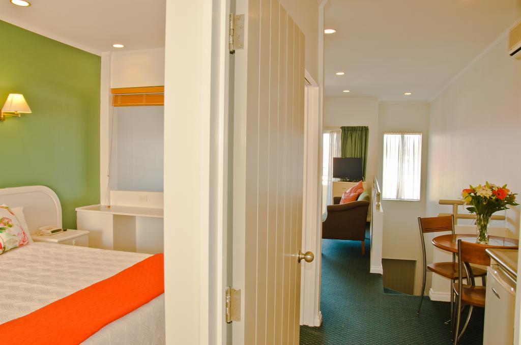 Beachfront Motel Napier Pokoj fotografie