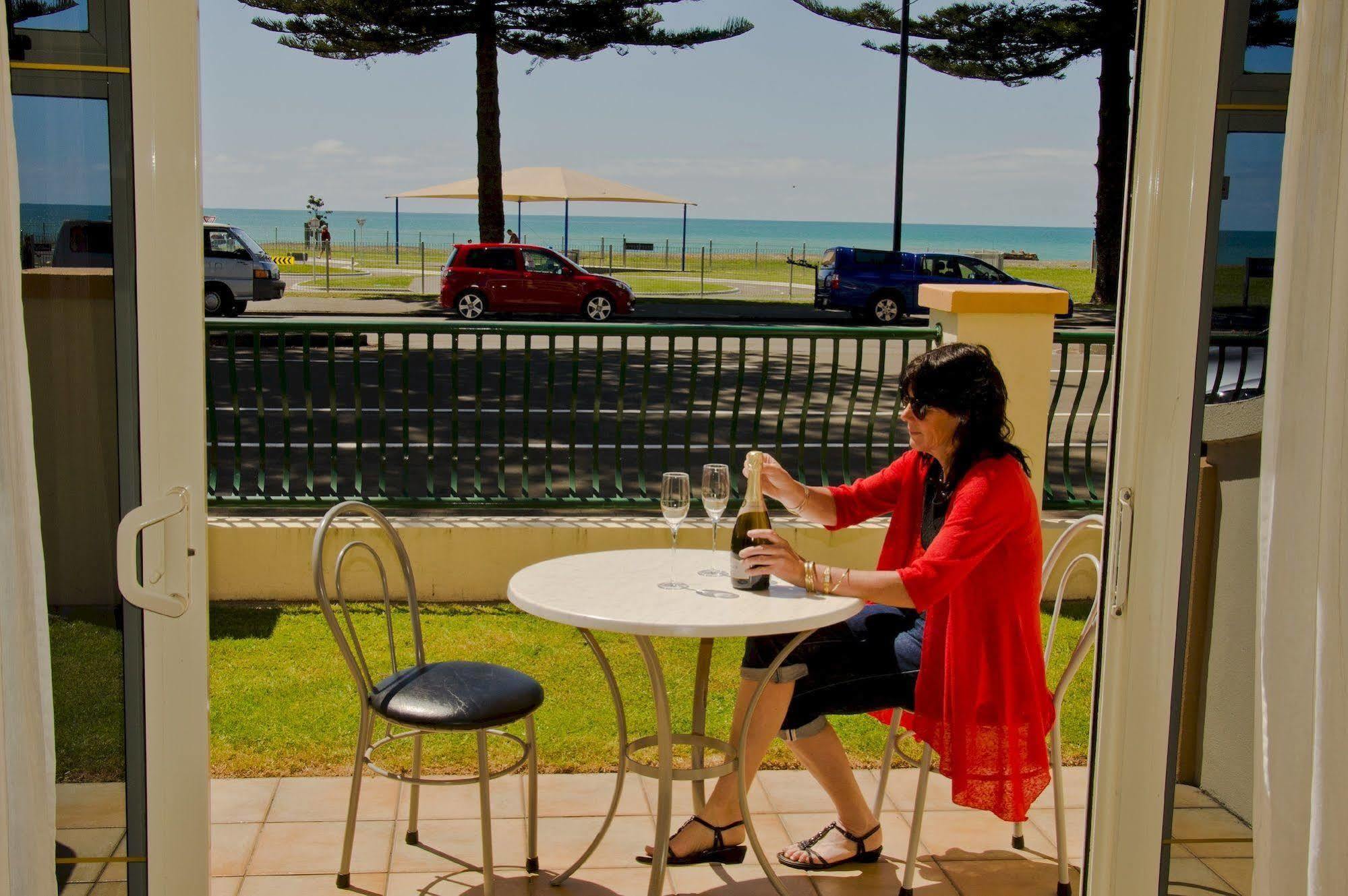 Beachfront Motel Napier Exteriér fotografie